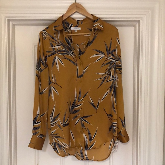 Equipment Essential Blouse - Picture 4 of 4